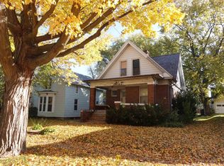 569 N Cedar St, Galesburg, IL