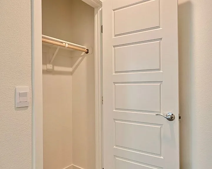 9859 Hidden Pass Ave — Photo 14
