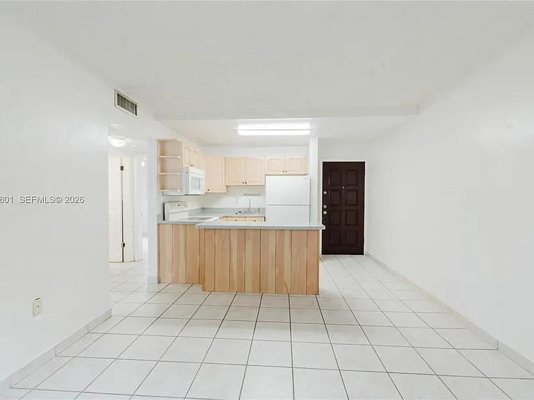 747 NW 13th Ave #3 — Photo 4