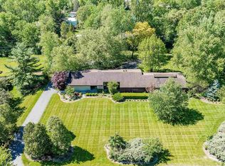 7225 Ridge Knoll Dr, Fort Wayne, IN 46804