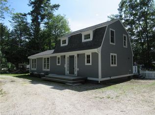 81 Old Post Rd, York, ME 03909