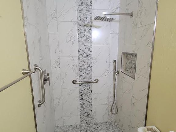 2nd image of 4567 N 17th Ave