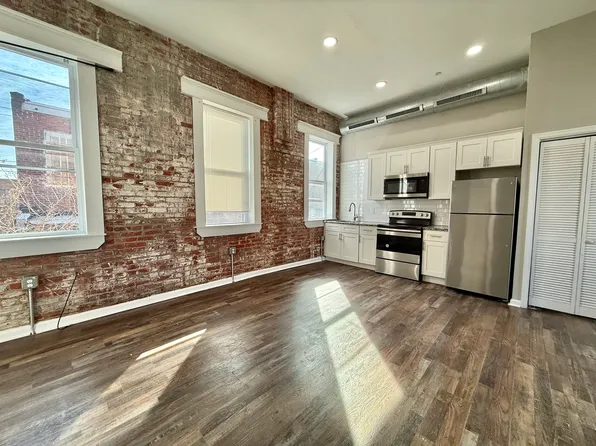 537 N 64th St #1, Philadelphia, PA 19151