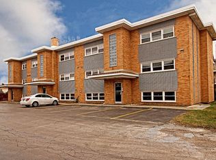 10437 Longwood Ln APT 1, Oak Lawn, IL 60453