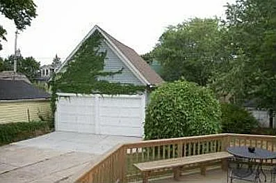 2851 N Downer Ave — Photo 12
