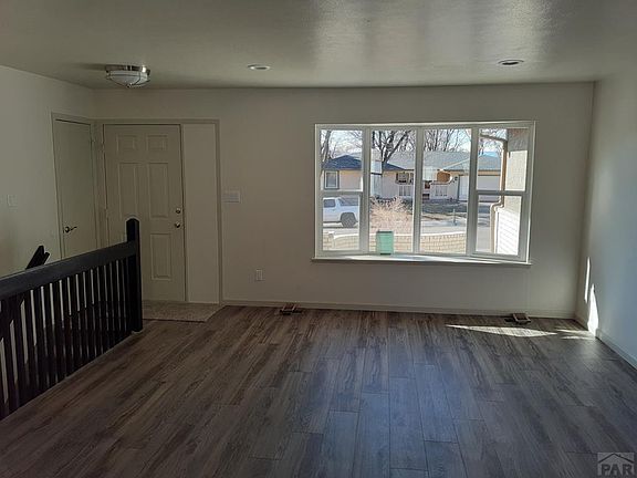 4th image of 1 Goldweed Ct
