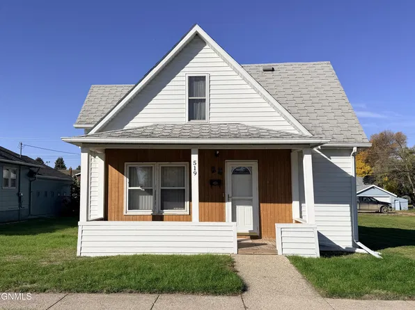 519 2nd Ave NW, Jamestown, ND 58401