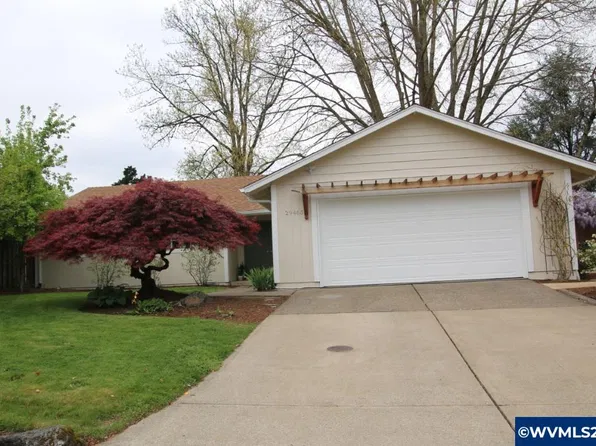 29465 SW Montebello Dr, Wilsonville, OR 97070