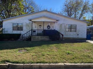 614 Benton St #A, Kilgore, TX 75662