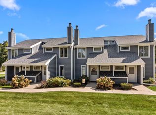 1523 Grandview Ct, Kansasville, WI 53139