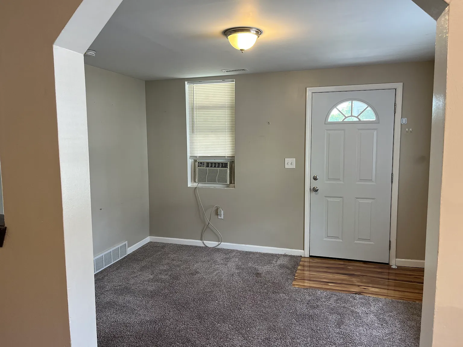 1 bed, 750 sqft, $935 — Photo 4