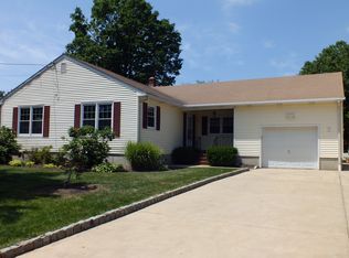 11 Ramsey St, Bridgewater, NJ 08807