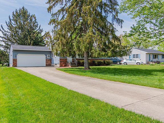 2nd image of 3778 Williams Dr