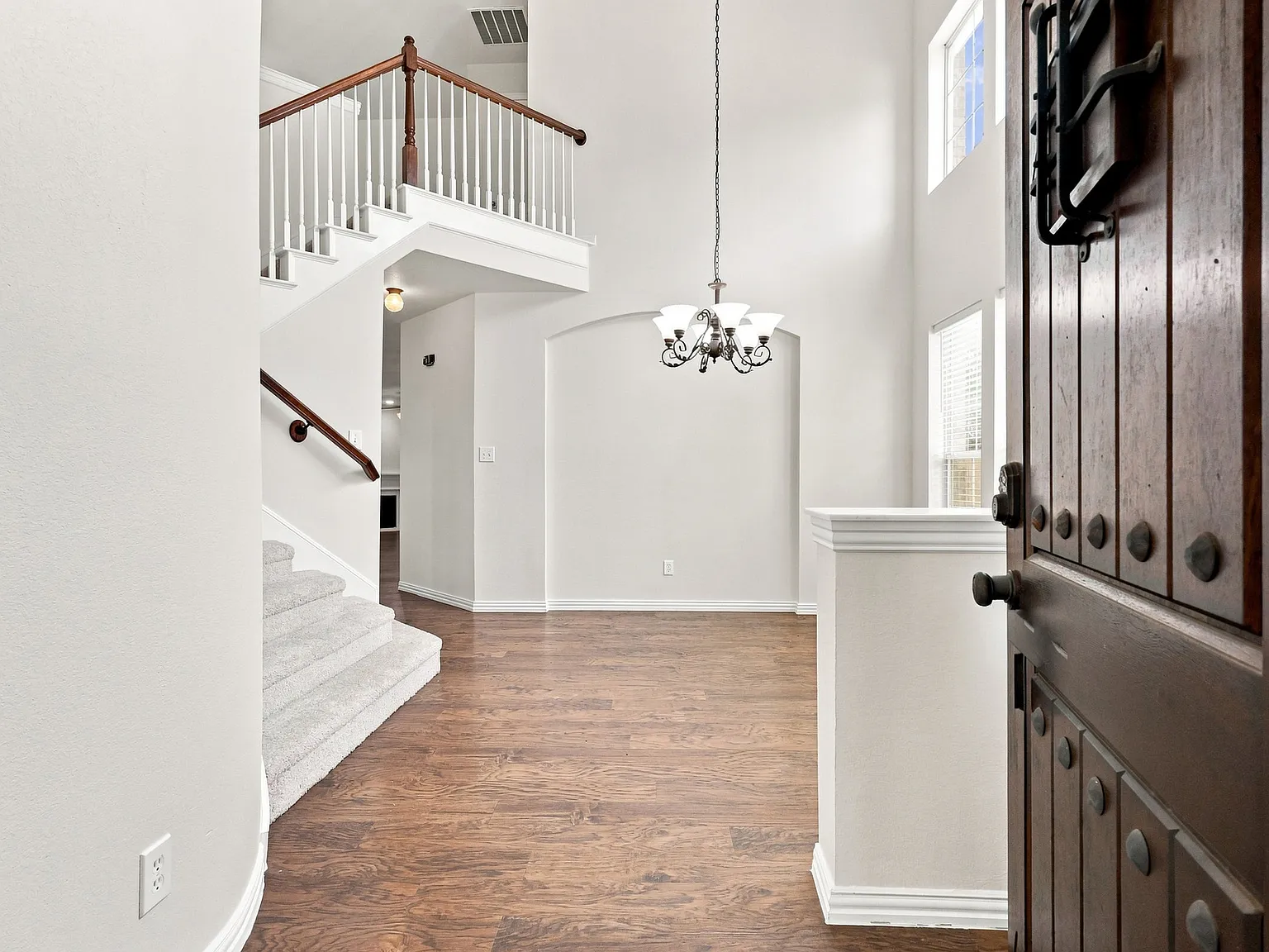 3 bed, 2.5 bath, 2115 sqft, $2,500 — Photo 4