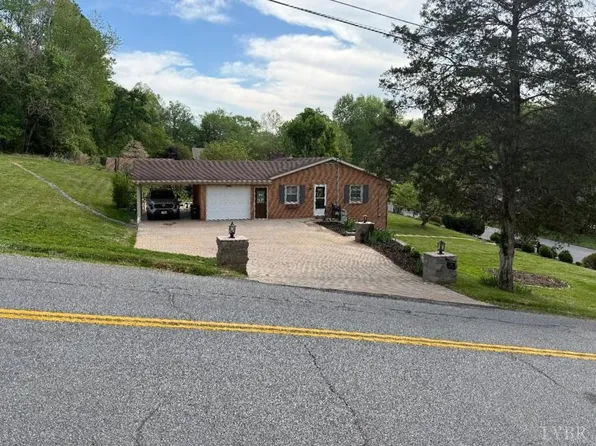 3300 Cranehill Dr, Lynchburg, VA 24503