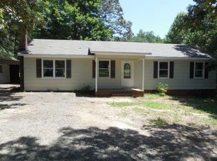 315 Pagetown Rd, Elon, NC 27244
