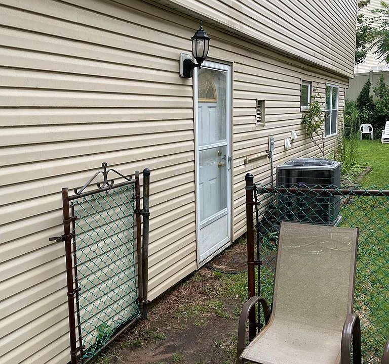 1st image of 419 Buchanan Ave #B