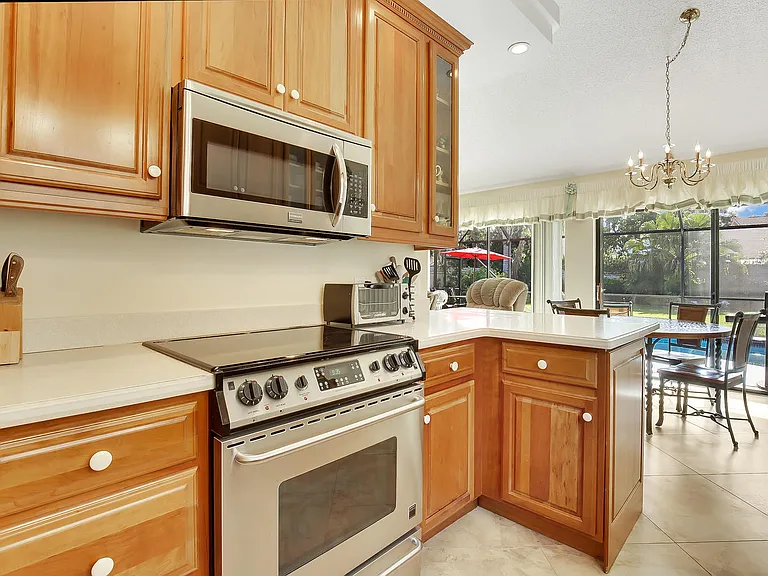 211 E River Park Dr — Photo 15