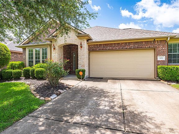 3rd image of 2871 Milano Ln