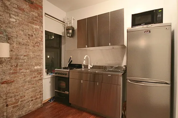 Rented by Keller Williams NYC | media 10