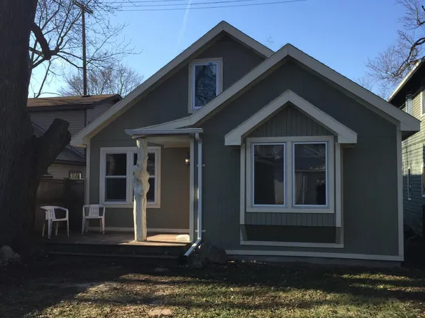 133 S Fairview Ave, Lansing, MI 48912