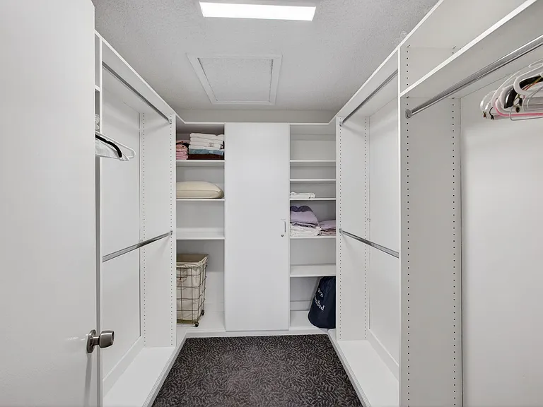 1206 Mainsail Cir — Photo 42