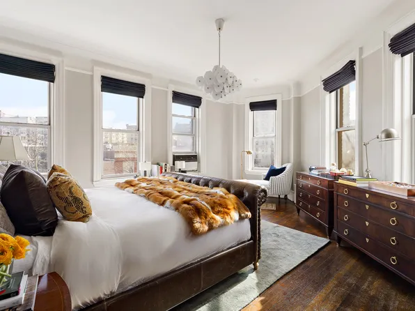 800 Riverside Drive image 9 of 17