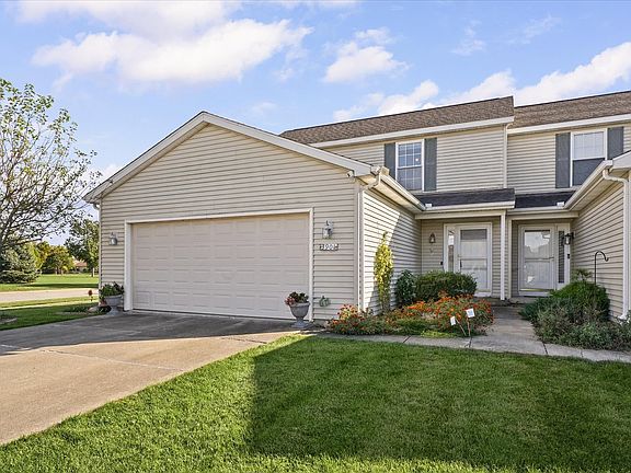 3rd image of 3901 Balmoral Dr