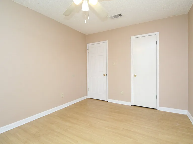 6201 Forest Pines Dr #D — Photo 13