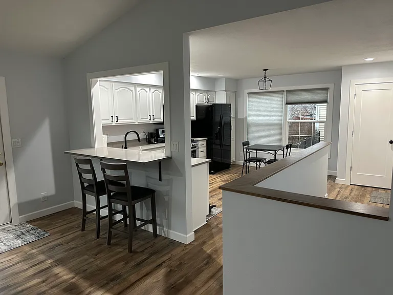 290 Partridge Ave — Photo 4