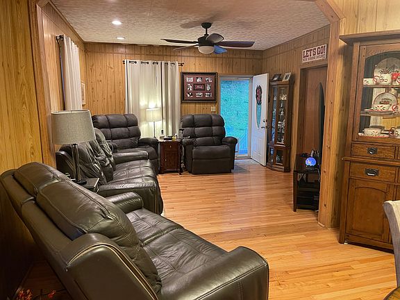 4th image of 1105 Jess Fork Rd