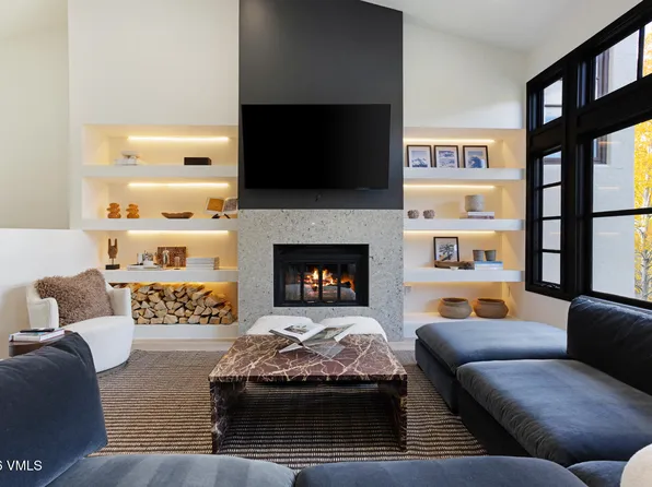 17 Meadow Ct APT E-3, Beaver Creek, CO 81620