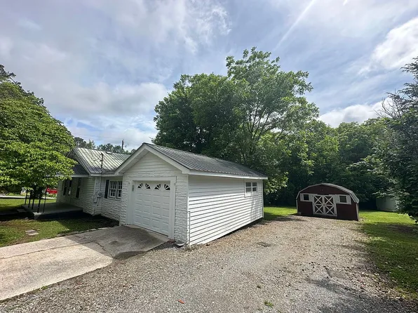 205 E Sellers St, Jasper, GA 30143