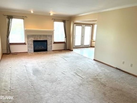 3rd image of 53032 Pigeon Creek Dr