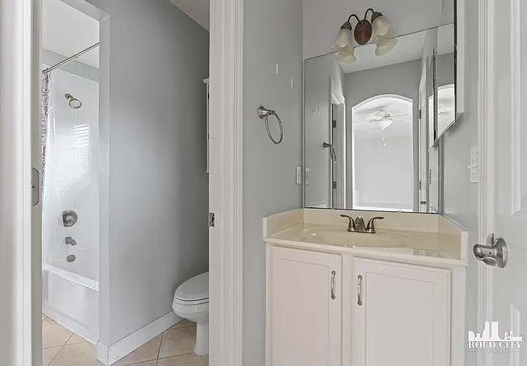 2891 Saint Maarten Ct — Photo 18