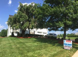 16 Rolling Hills Dr, Somerset, NJ