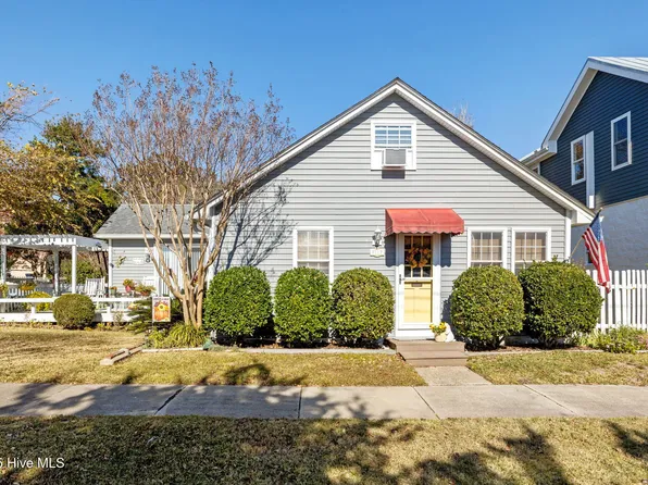 1112 Shepard Street, Morehead City, NC 28557