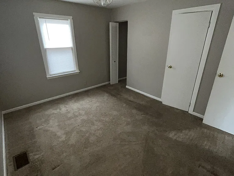 4025 Brown St — Photo 8
