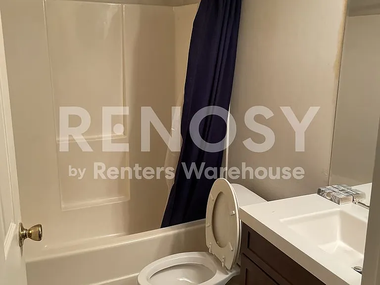 1464 Hawks Nest Dr #G — Photo 16