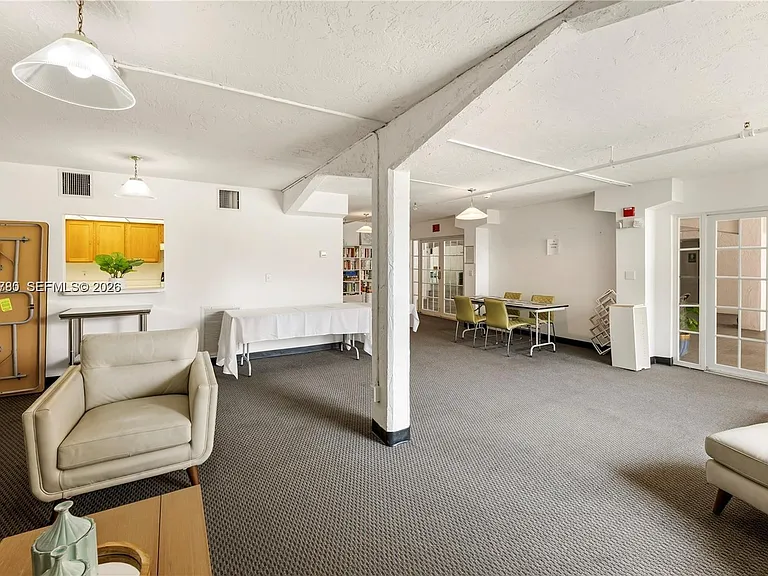 4025 N Federal Hwy #226C — Photo 32