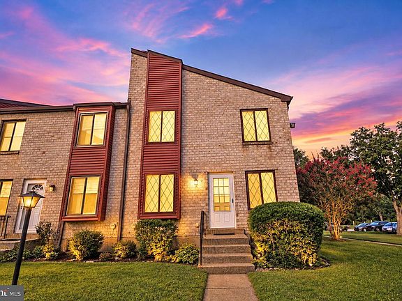 2nd image of 5200 Hilltop Dr #387