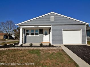 39 Togo Rd, Toms River, NJ 08757