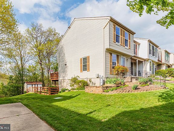 3rd image of 1431 Tarragon Ct