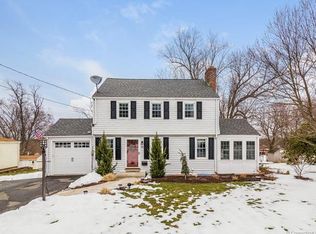 48 Wells Farm Dr, Wethersfield, CT 06109