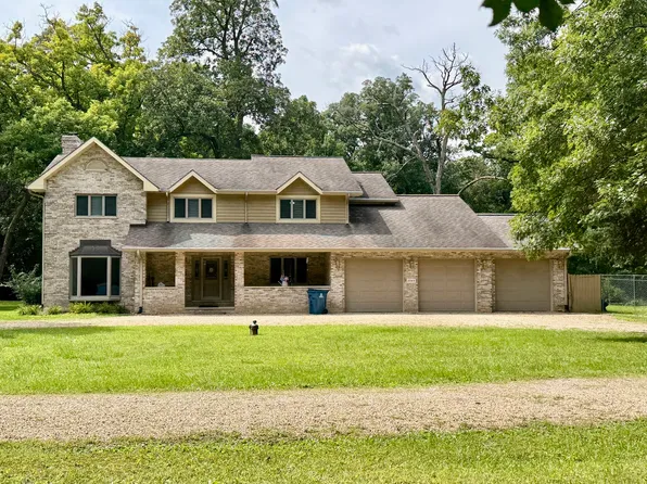2045 State Route 2, Dixon, IL 61021