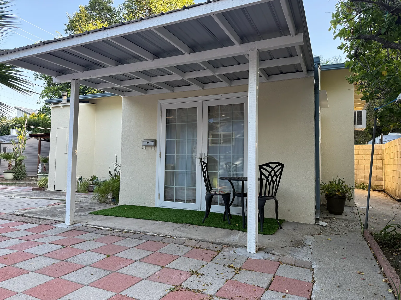 1 bed, 520 sqft, $2,000 — Photo 2