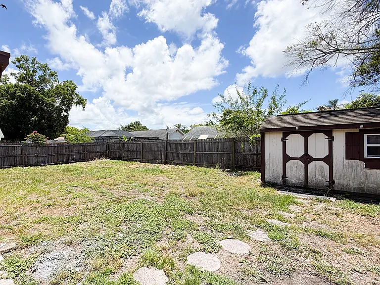 7424 Jenner Ave — Photo 12