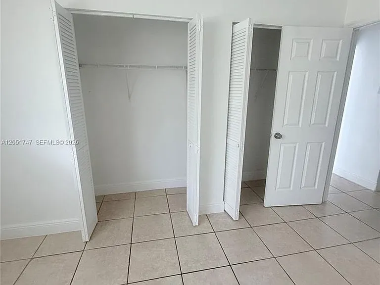 1990 NW 183rd St — Photo 15