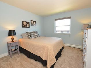 2121 N Cambridge Ave APT 306, Milwaukee, WI 53202
