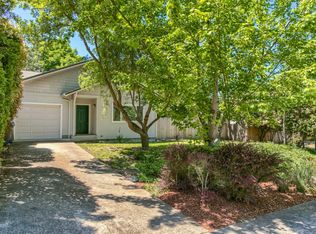 515 Poplar Pl, Ashland, OR